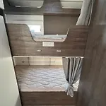 Duzy Kamper Rodzinny 6 Osob Benimar Sport 324 Up *