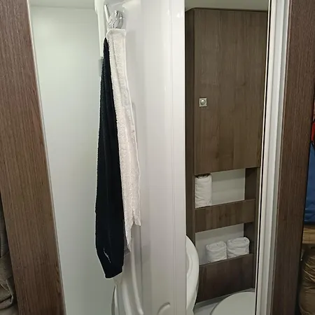 度假居 Duzy Kamper Rodzinny 6 Osob Benimar Sport 324 Up *