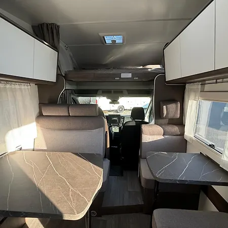 Duzy Kamper Rodzinny 6 Osob Benimar Sport 324 Up Laziska (Boleslawiec)