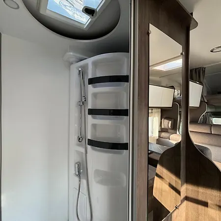 בית נופש Duzy Kamper Rodzinny 6 Osob Benimar Sport 324 Up