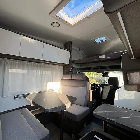 Duzy Kamper Rodzinny 6 Osob Benimar Sport 324 Up 度假居 Laziska (Boleslawiec)