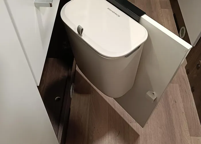 Duzy Kamper Rodzinny 6 Osob Benimar Sport 324 Up Nyaraló *